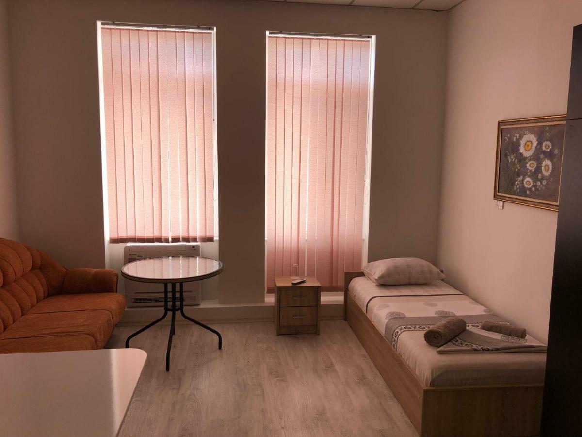 Guest Rooms Opera Φιλιππούπολη Εξωτερικό φωτογραφία